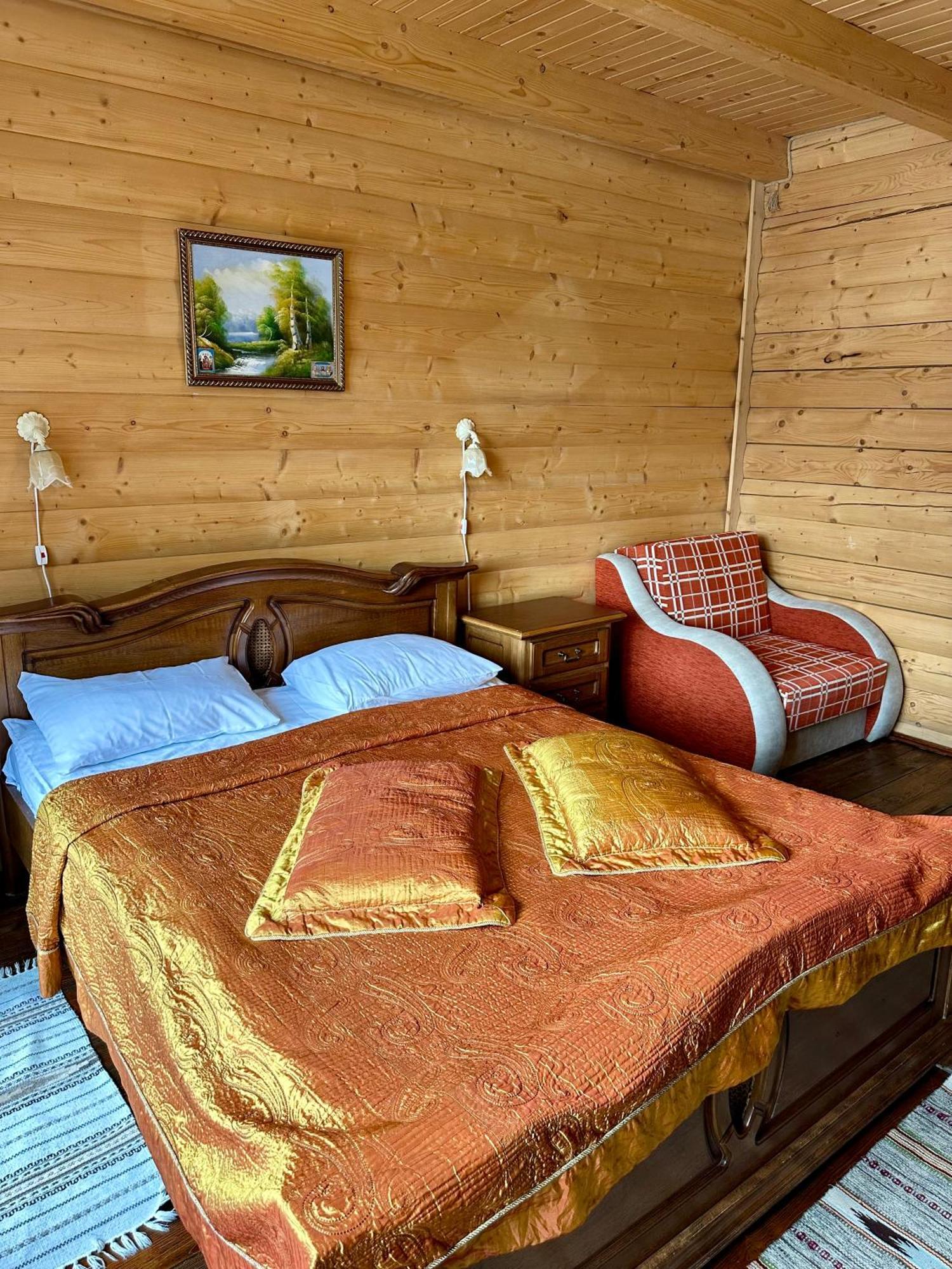 Hotel Dykyi Med Tatariv Exteriör bild